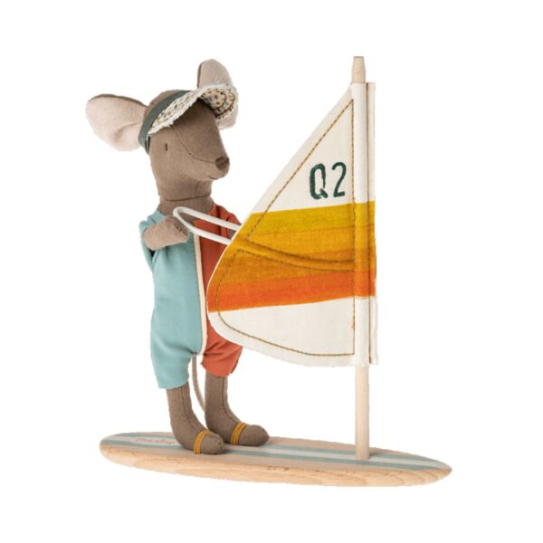 Maileg_Surfer-Mouse_topo-da-spiaggia-surfista-fratello-17-2207-00