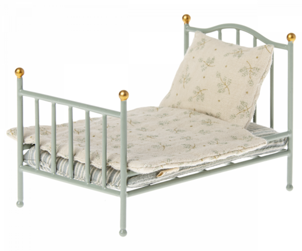 letto-vintage-topo-menta-maileg-11-2118-01